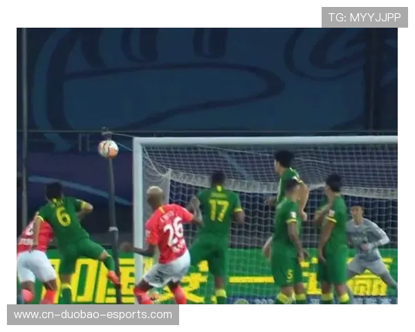 足球球星手环的科技创新与个性化设计如何提升运动表现与品牌价值